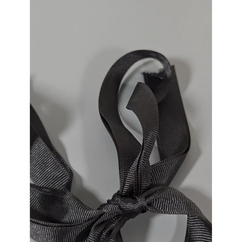 Unbranded this stunning